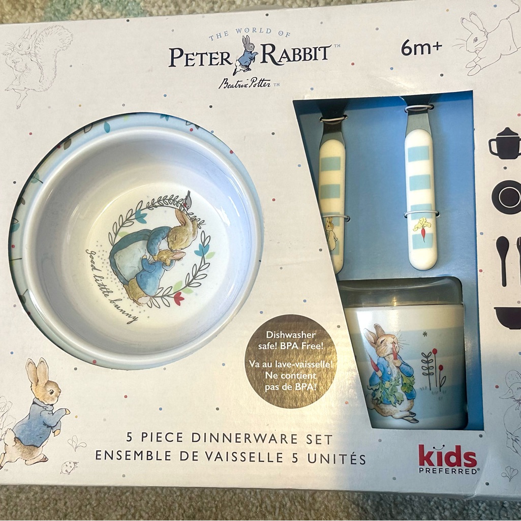 Peter Rabbit Dinnerware Set